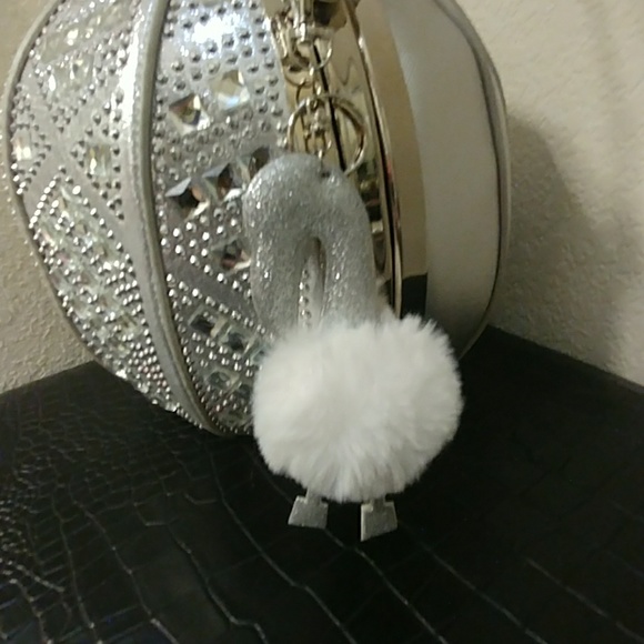 Tropical Sparkly PomPom Key Chain - Picture 2 of 4